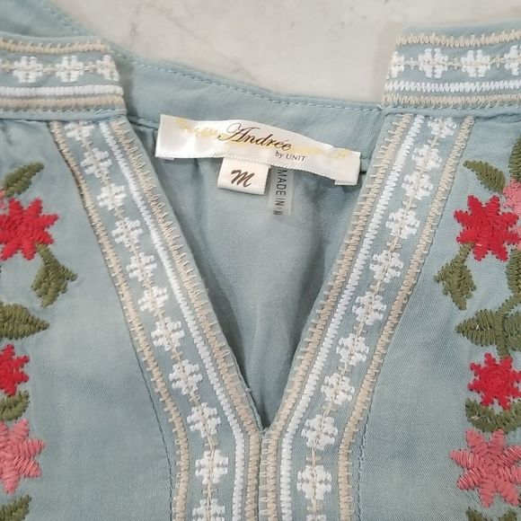 BOHO chic vintage look EMBROIDERED sleeveless top, size Medium - Picture 16 of 16